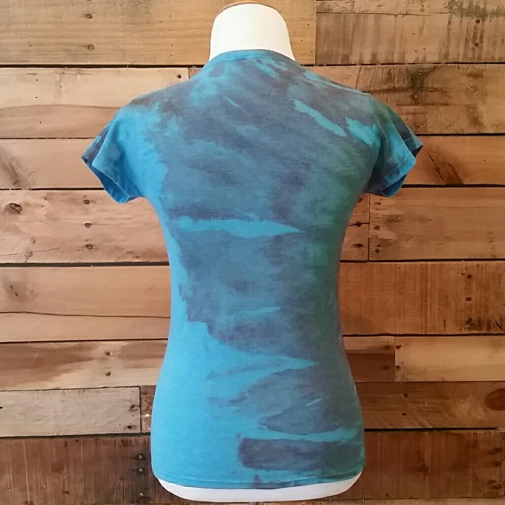 Hand tie dyed turquoise The Girl In Grey t-shirt size S - Picture 4 of 4